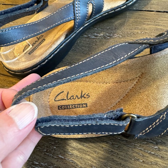 6 wide Clarks Women's Leisa Lakelyn Blue Leather Slingback Casual Sandals - Picture 8 of 9